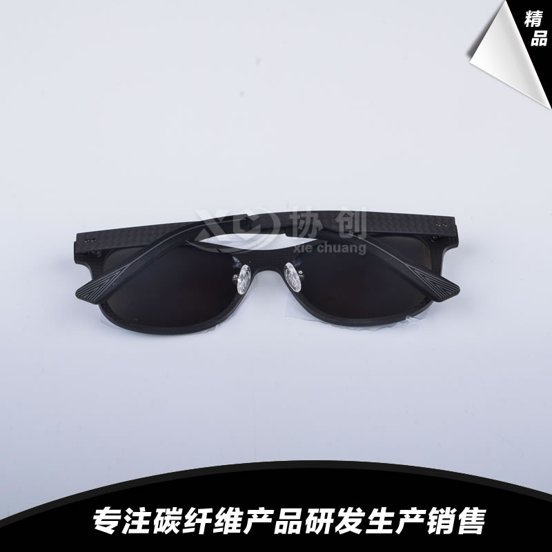 碳纖維復合材料